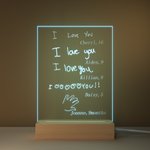 Luz nocturna LED con diseño de letra manuscrita personalizada para 1-6 niños con base de madera con nombre y edad Decoración para el hogar Regalo de cumpleaños para el Día de la Madre para la familia