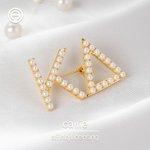 Personalised Pearl Sorority Brooch Pin with Greek Letter Sorority Accessories Initiation Ceremony Gift for Sister | Callie × Affinity Licensing