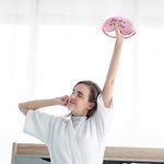 Maschera per il sonno in seta personalizzata con testo e astuccio, regalo di compleanno e anniversario per la fidanzata e la moglie.