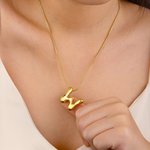 Collier personnalisé avec initiales en forme de ballons en 3D Bijoux délicats Cadeau d'anniversaire pour elle