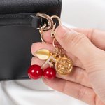 Personalisierte Initial Constellation Kirsche Schlüsselanhänger Tasche Zubehör Geburtstag Geschenk für Frauen Mädchen