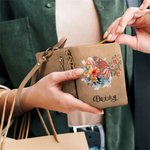 Personalisierte Geldbörse aus PU-Leder im Schmetterlings- und Geburtsblumen-Design mit Namen und Kartenfächern Geburtstag Jahrestag Geschenk für Damen