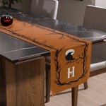 Personlig kråka orange läskig bordslöpare med initialer heminredning inflyttningsfest Halloween present till familj vän