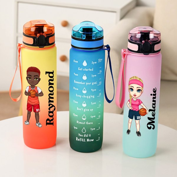 Personlig Gradient Cartoon Basketball Theme 32 oz läckagesäker motiverande sportvattenflaska med namn och tidsmarkör Present för basketälskare