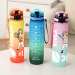 Personalisierte Cartoon Ball Sport Charakter 32 oz Wasserflasche mit Namen Nummer und Zeit Marker Geburtstag Spiel Tag Geschenk für Ball-Sport-Liebhaber