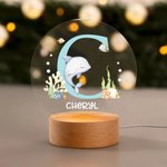 Linterna nocturna LED personalizada con iniciales de animal marino, nombre y base de madera Decoración de habitación infantil Regalo de cumpleaños Baby Shower para niños 5