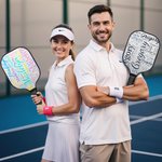 Gepersonaliseerd Multicolor Woordwolk Pickleball Peddel met Naam Verjaardag Verjaardag Competitie Dag Cadeau voor Sport Fan Pickleball Speler Liefhebber