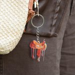 Llavero acrílico personalizado con nombre y forma de silla de montar regalo de cumpleaños y aniversario para amantes de equitación y atletas ecuestres