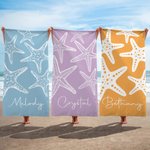 Personlig snabbtorkande strandhandduk med namn och sjöstjärnor elegant badlakan i mjuka pastellfärger present till kvinna och vän