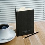 Personalisierte Classic Monogramm A5 Journal Notebook mit Namen Geburtstag Graduierung Geschenk für Absolventen Geschäftspartner