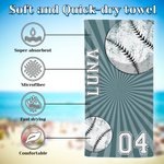 Asciugamano da spiaggia personalizzato con nome e numero per il calcio, il basket, lo sport e l'asciugatura rapida, regalo di viaggio per gli amanti dello sport.