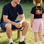 Personalisiertes Oktoberfest 2025 Cartoon-Charakter Baumwolle T-Shirt mit Biermuster-Initiale Party Geschenk für Kinder Erwachsenen Bierliebhaber