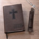 Personalisierte Kreuz Bibel Vers PU Leder Bibel Hülle Fall mit Namen und Stifthalter Geburtstag religiöse Taufe Geschenk für Christen