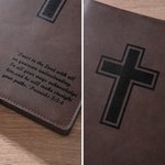 Personalisierte Kreuz Bibel Vers PU Leder Bibel Hülle Fall mit Namen und Stifthalter Geburtstag religiöse Taufe Geschenk für Christen
