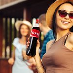 Personalisierte Cola Aufkleber Flaschenetiketten mit Namen und Text Satz von 20 Party Dekoration Graduierung für Absolventen Gäste