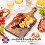 Tabla para cortar embutidos de madera con asa y nombre personalizada y grabada con foto Decoración para el hogar Made in USA Cumpleaños Regalo de boda para la familia