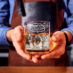 Gepersonaliseerde Life Would Be Boring Without Me 10 oz Rock Whiskey Glass met foto van huisdier en naam Ouderwets Verjaardagscadeau voor vrienden en liefhebbers van huisdieren