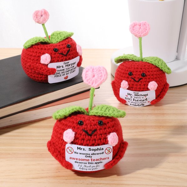 Gepersonaliseerde Schattige Appel Dankbaarheid Woord Handgemaakte Gehaakte Pop met Tekst Desktop Decor Terug naar School Eindejaars Waardering Cadeau voor Leraar
