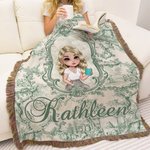 Spersonalizowany koc Toile De Jouy Cartoon Character Tassel z frędzlami z imieniem i nazwiskiem Prezent ślubny, urodzinowy, rocznicowy dla kobiet i dziewcząt