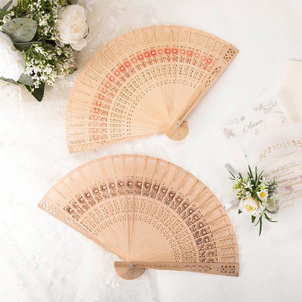 Éventail Pliant Personnalisé avec Noms et Date Gravés Accessoires en Bois de Santal Lot de 6 Cadeau Mariage pour Mariée Demoiselle d'Honneur