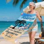 Personalisiertes Strandtuch zum Thema Ruhestand | mit Cartoon-Figur und Namen | schnelltrocknend | Sommerurlaub Abschied Geschenk für Kollegen Rentner