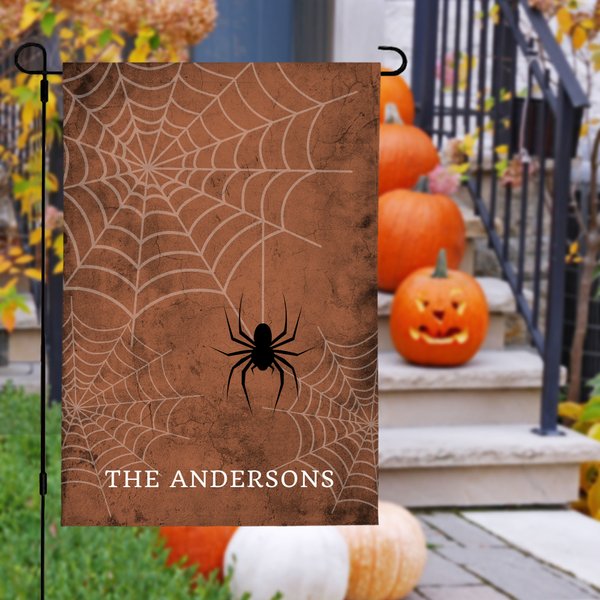 Spersonalizowana flaga ogrodowa Spooky Spiderweb z tekstem Podwórko Ganek Dekoracja zewnętrzna Prezent na Halloween dla przyjaciela rodziny