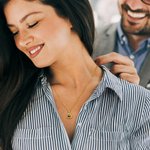 Collier de cœur personnalisé avec photo micro-projection Bijoux délicats Cadeau d'anniversaire de la Saint-Valentin pour les femmes et les couples