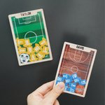 Personalisierte Basketball Fußball Fußball Fußballfeld Shaker Kühlschrankmagnet mit 1-15 Namen und Zahlen Team Club Anerkennung Geschenk für Trainer Teamkollege