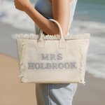 Personalizada Perla Rhinestone Carta Beige Lienzo Borla Bolsa Tote Boda Ducha Nupcial Luna de miel Regalo para la novia