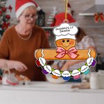 Personlig tårta pepparkaksbagare akrylprydnad med titel och namn julgran heminredning jubileumsgåva till mamma mormor