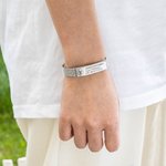 Gepersonaliseerde Verstelbaar Medisch Noodalarm Mesh ID Bandje Armband met Gegraveerde Tekst Verjaardagscadeau voor Diabetes Allergie Epilepsie