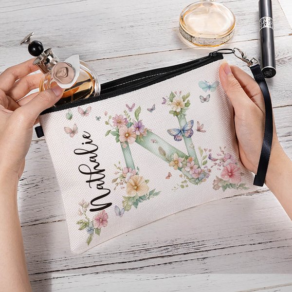 Gepersonaliseerde Watercolor Bloemen Initiaal Draagbaar Make-up Tasje met Naam en Polsband Draagbaar Reis Accessoires Verjaardag Bruidsmeisje Cadeau voor Vrouwen