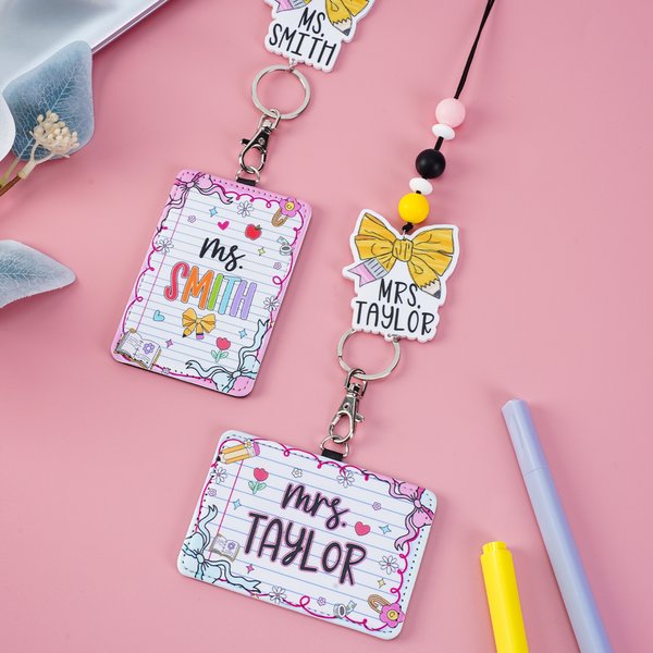 Henkilökohtainen Kynä Bow Lanyard ja PU Nahka Badge haltija tekstillä Takaisin kouluun Ensimmäinen päivä koulun arvostus lahja opettajalle