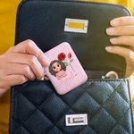 Personalisierte Geburt Blume Cartoon Charakter Double-Sided Make-up Spiegel mit LED-Licht Geburtstag Brautjungfer Geschenk für Frauen Mädchen