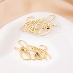 Personalisierte Soror Name Brosche Schwesternschaft Accessoire Geburtstag Geschenk für Schwester Freunde