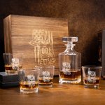 Personalisierte Vintage Football Thema Whiskey Dekanter mit eingraviertem Namen Bar Zubehör Jahrestag Geburtstag Geschenk für Whiskey Liquor Liebhaber