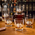 Personalisierte Vintage Football Thema Whiskey Dekanter mit eingraviertem Namen Bar Zubehör Jahrestag Geburtstag Geschenk für Whiskey Liquor Liebhaber
