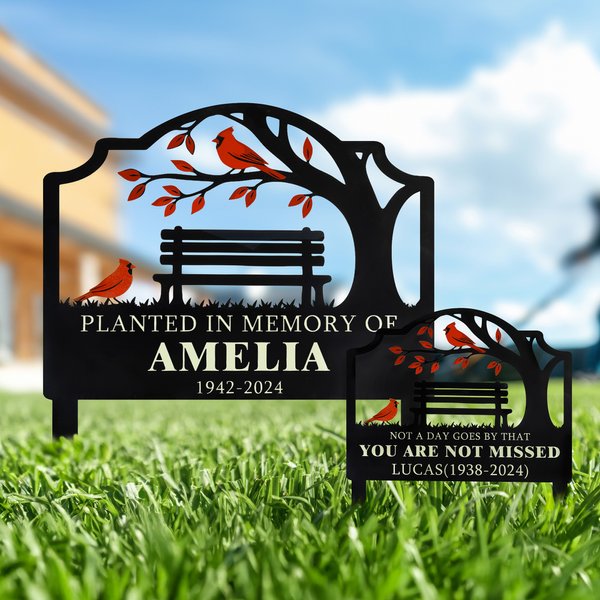 Personalized Cardinal Bird Theme Garden Stake with Text Name and Year Garden Decoration Memorial  Gift for Loss of Family Friends