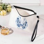 Borsa per il trucco personalizzata in lino blu a forma di farfalla con nome e cinturino da polso Regalo essenziale di matrimonio e compleanno per damigelle d'onore femminili