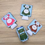 Gepersonaliseerde traditionele kostuums Geïsoleerde 12oz - 16oz Bier Can Cooler Sleeve met naam Oktoberfest Decoratie Barbeque Party Gift voor familie