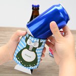 Gepersonaliseerde traditionele kostuums Geïsoleerde 12oz - 16oz Bier Can Cooler Sleeve met naam Oktoberfest Decoratie Barbeque Party Gift voor familie