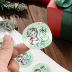 Personalisierte niedlichen Cartoon Bogen Schneemann Aufkleber Etiketten mit Namen und Initialen Satz von 2 Geschenk Dekoration Weihnachten Party Favors für Familie Freund Kind