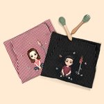 Tablier de Cuisine Personnalisé avec Fleur de Naissance Personnage Cartoon et Nom Cadeau d’Anniversaire pour Enfants et Famille