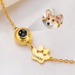 Personlig Paw Print Design Photo Projection Armbånd med 1-5 navn Dainty Smykker Pet's Day Bursdagsgave til kvinner kjæledyrelskere eiere