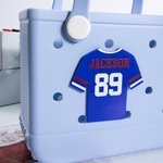 Personalisierte Fußballtrikot Tasche Charm Button mit Namen und Nummer Zubehör für Bogg Game Team Geburtstag Geschenk für Sportliebhaber