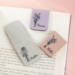 Gepersonaliseerde Geboortebloemen Boeket Magnetische PU-leer Bladwijzerclip met Naam Club Verjaardags Cadeau voor Boekenliefhebbers en Boekenwurmen