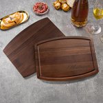 Personalisiertes Schneidebrett Brotzeitbrett mit Eingraviertem Namen Datum und Saftrille Einweihungsparty Hochzeit Geschenk für Familie