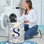 Spersonalizowany składany kosz na pranie Toile De Jouy Floral Initial o dużej pojemności z imieniem i nazwiskiem Prezent świąteczny na parapetówkę dla rodziny