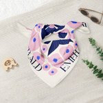 Foulard Carré en Satin Personnalisé avec Motif Art Océan Multicolore Baleine Méduse et Nom Accessoire de Voyage Fête Cadeau pour Femme