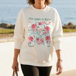 Personalisiertes Mehrfarbiges Blühende-Blumen T-Shirt Sweatshirt mit Namen und Text Geburtstag Schulanfang Junggesellinnenabschied Geschenk für Damen